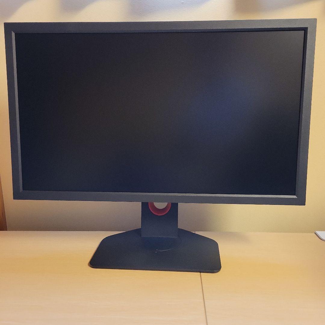 Benq XL2411K　ゲーミングモニター