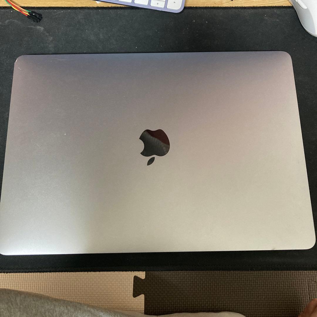 MacBook本体 Macbook pro 2016 4 port