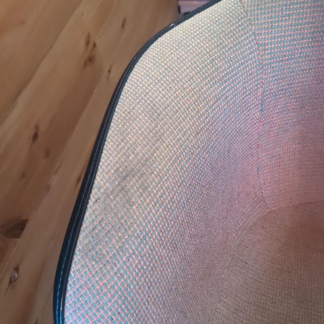 イームズ　ハーマンミラー