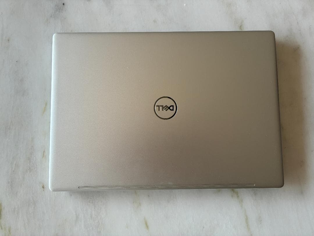 DELL Inspiron 7370　ACアダプタ付