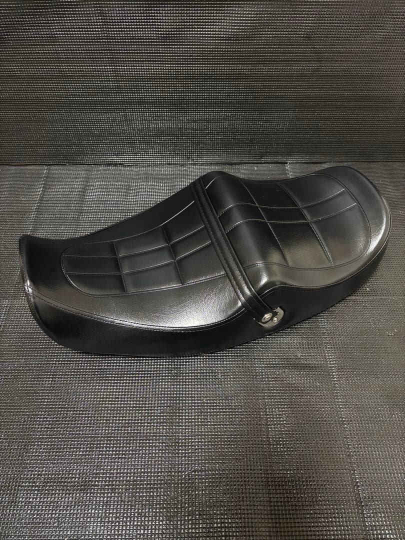 Z900RS ワンオフ カスタムシート 18〜24年