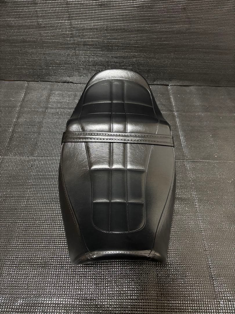 Z900RS ワンオフ カスタムシート 18〜24年