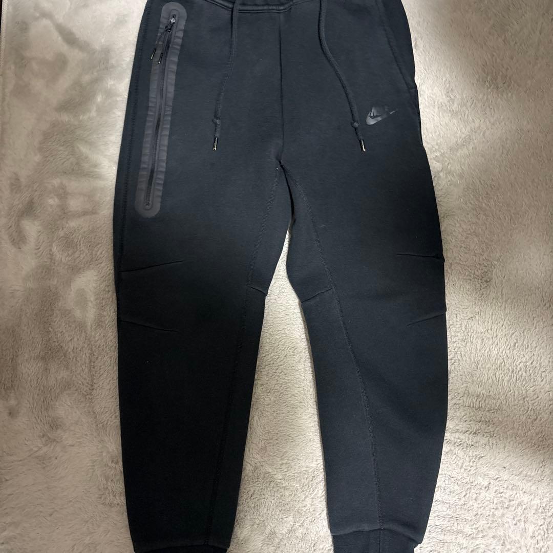 Nike ブラック パーカー ジョガーパンツ セット テックフリース