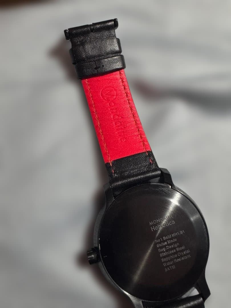 Mondaine モンディーン Helvetica No.1 Bold