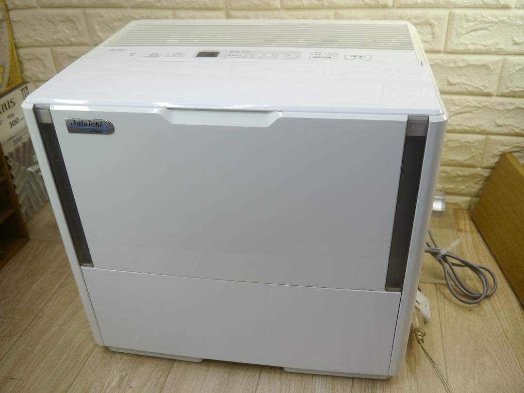 送料無料で#フィルター新品同様❤ダイニチ 加湿器 HD-243 ハイブリッド