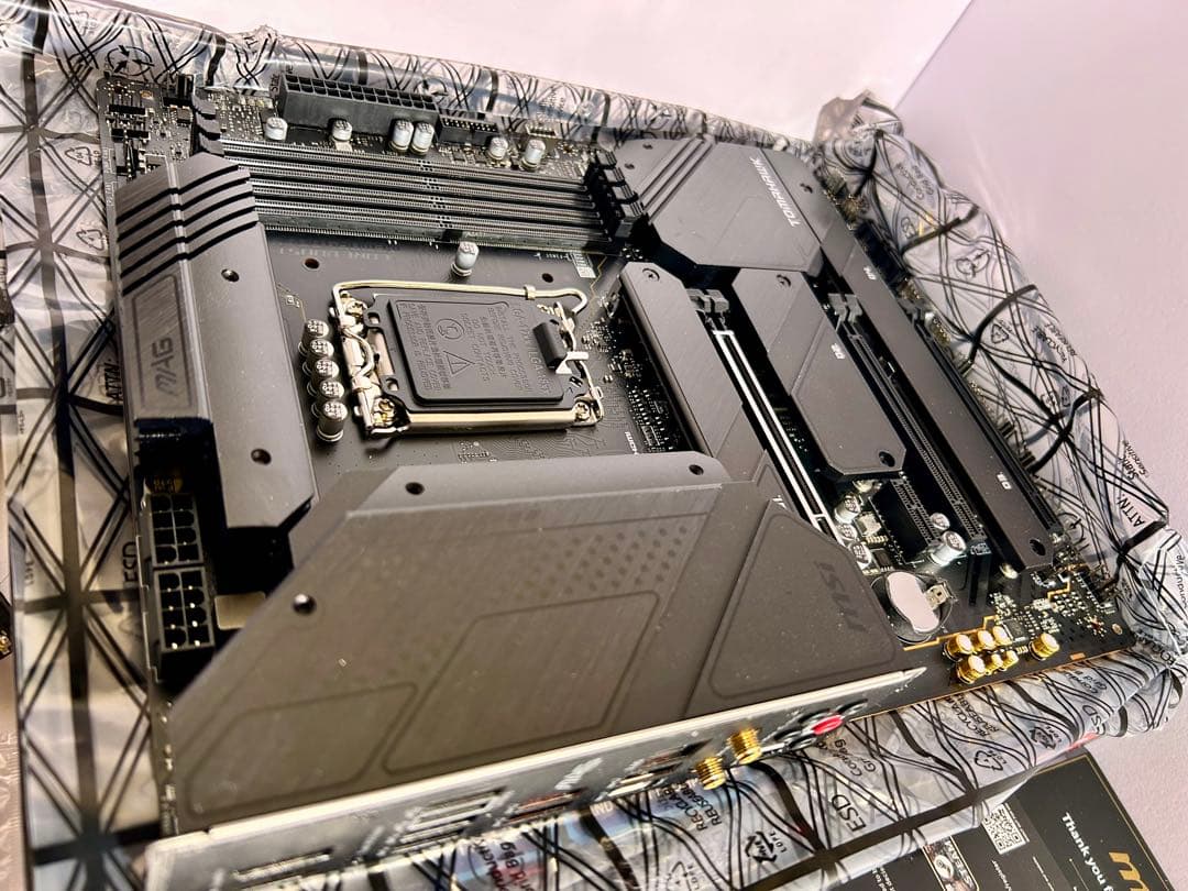 MSI MAG Z690 TOMAHAWK WIFI マザーボード MB5603