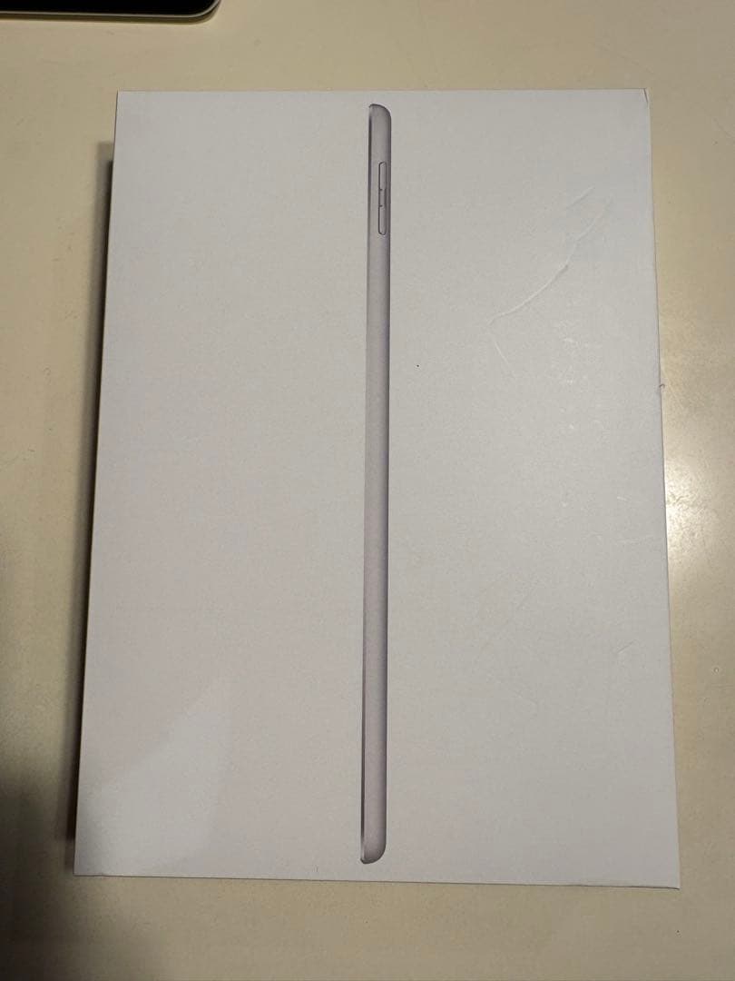 iPad(第5世代) 32GB wi-fi シルバー