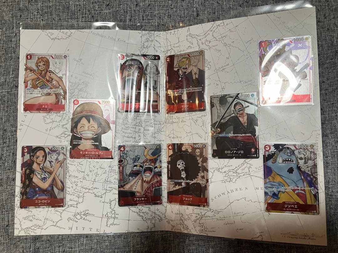 プレミアムカードコレクション　３個　ワンピースカード