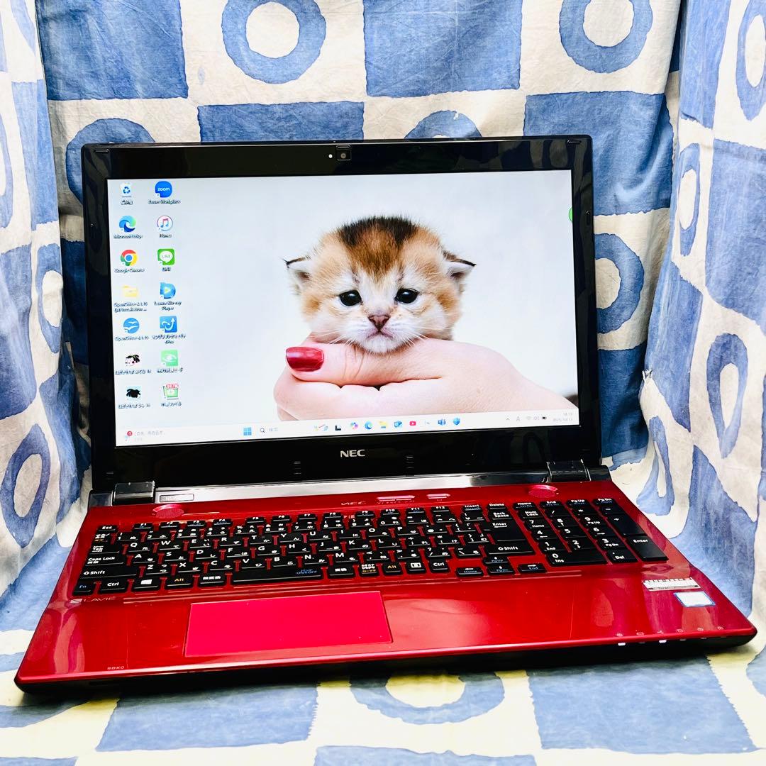 綺麗ブルーレイ☆快適SSD☆大人気赤ノートパソコン♪カメラ付！Windows11