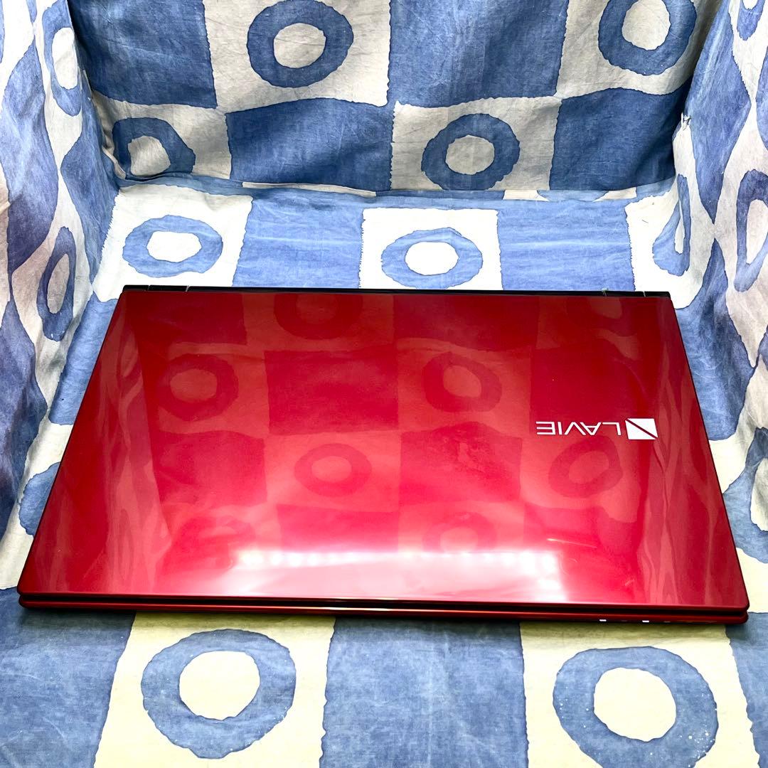 綺麗ブルーレイ☆快適SSD☆大人気赤ノートパソコン♪カメラ付！Windows11