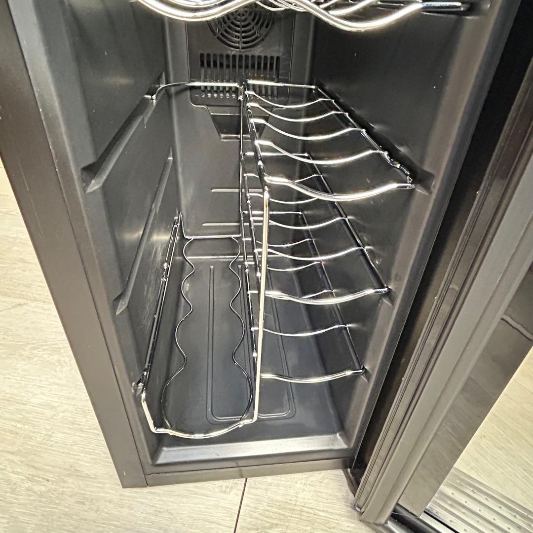 【送料無料】BESTEK 35L ワインセラー 12本収納可能