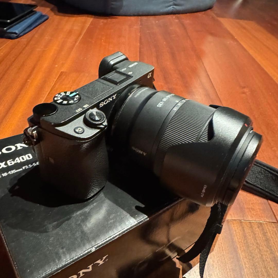 Sony α6400 ミラーレスカメラ 16-50mm 中古品動作確認済み 箱付