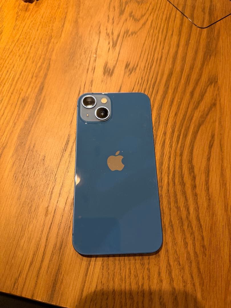 【みゆ】【美品中古品】iPhone 13 ブルー SIMフリー　保護フィル