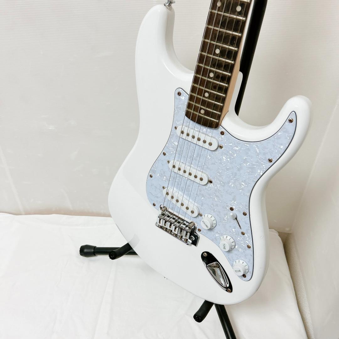 美品 Squier スクワイヤー Stratocaster ストラト ホワイト