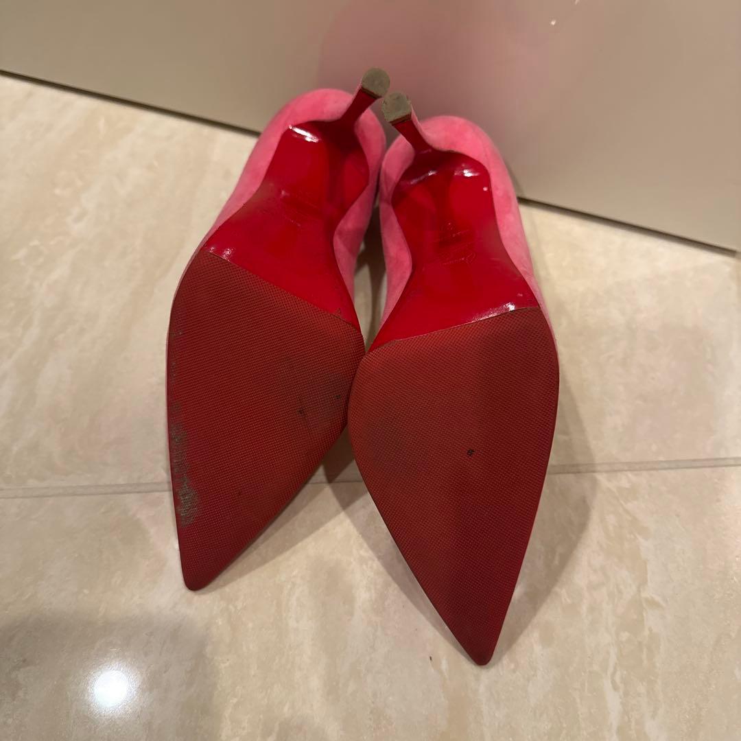 ルブタン　ピンク スエード ポインテッドトゥ ハイヒール