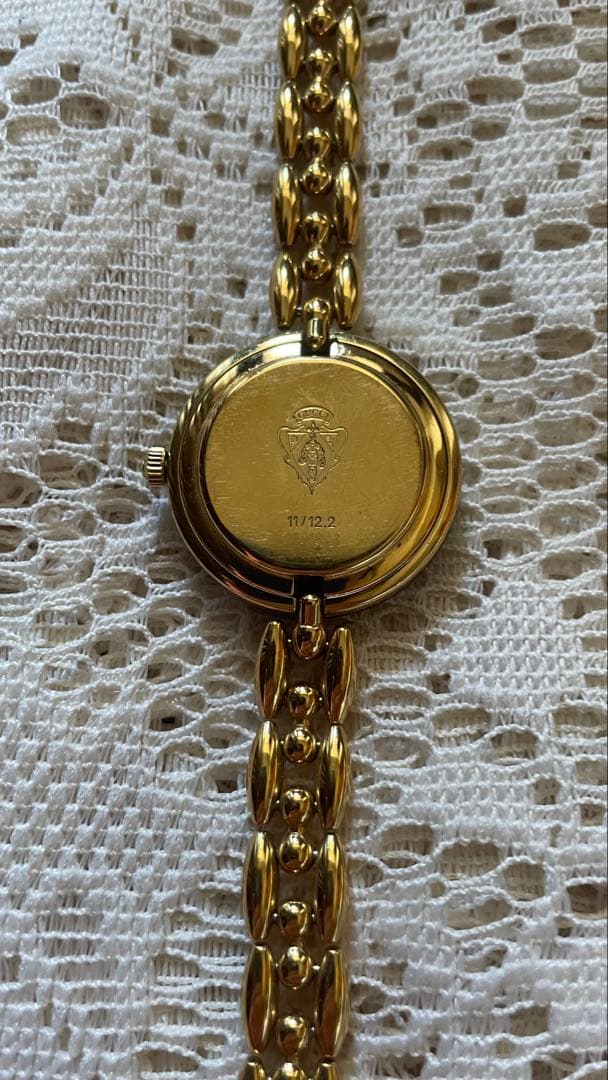 GUCCI ゴールドチェーン時計 交換ベゼル付き