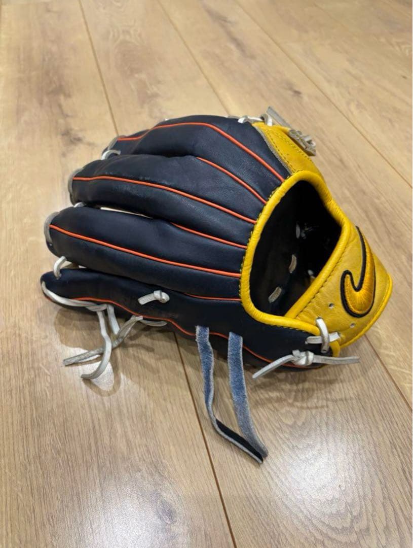 NIKE一般外野手グローブ 廃盤品 限定モデル 12インチ