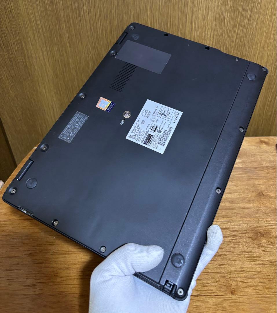 LIFEBOOK U9310X/D LTE 軽量薄型タブレットPCバッテリー良好