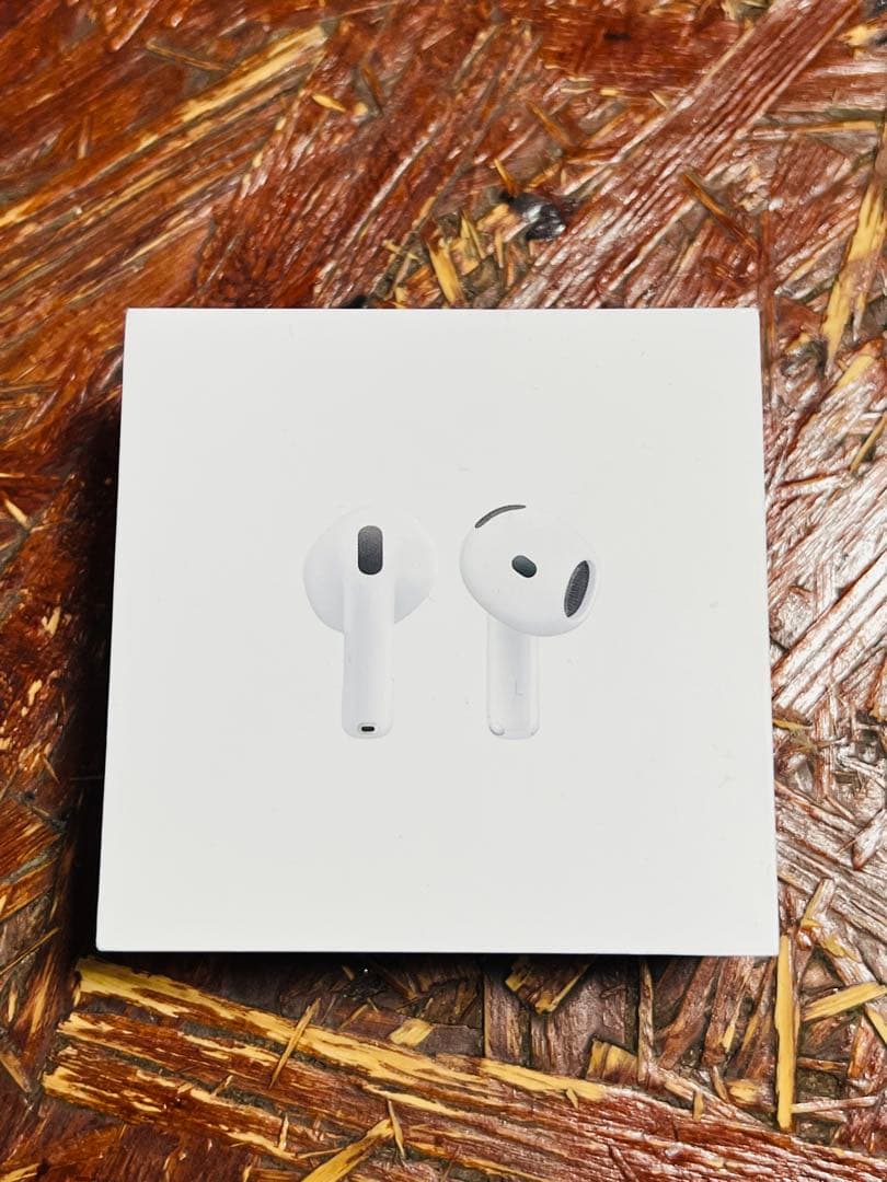 AirPods 4(第4世代) 本体 ノイズキャンセリング非搭載　ホワイト