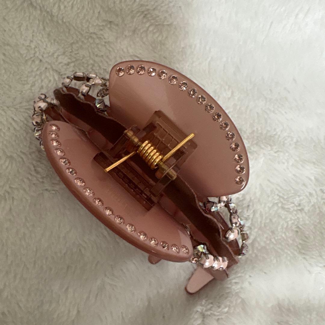 新品未使用　　accaピンクヘアクリップ