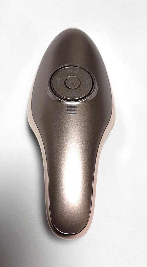 ♡*♡様 ♦️お買い得♦️IKKOプロデュース MEラボンエクラ美顔器 充電式