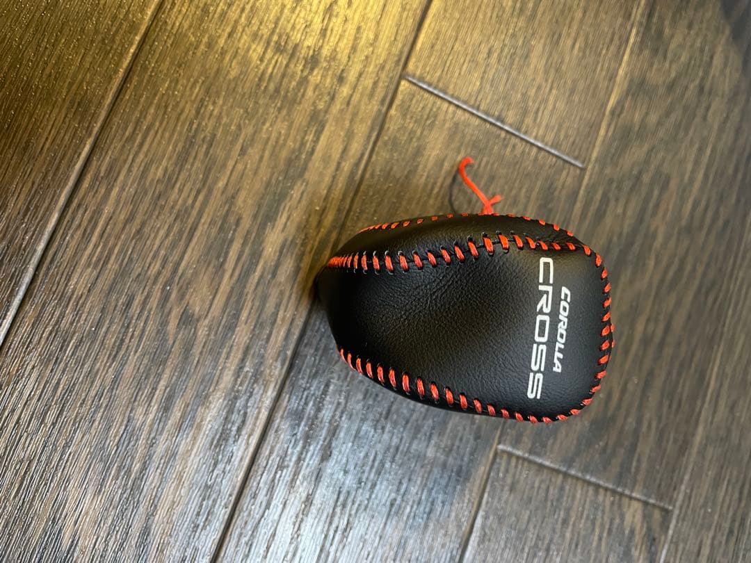 カローラクロス純正アームレスト スライドタイプ　(その他) 計3点とオマケ