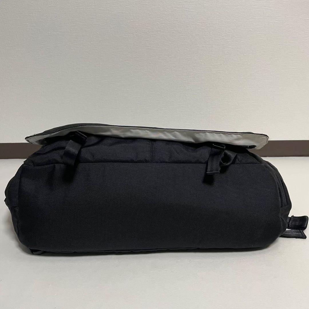 Patagonia　パタゴニア　メッセンジャーバッグ　ブラック　A4可　y2k