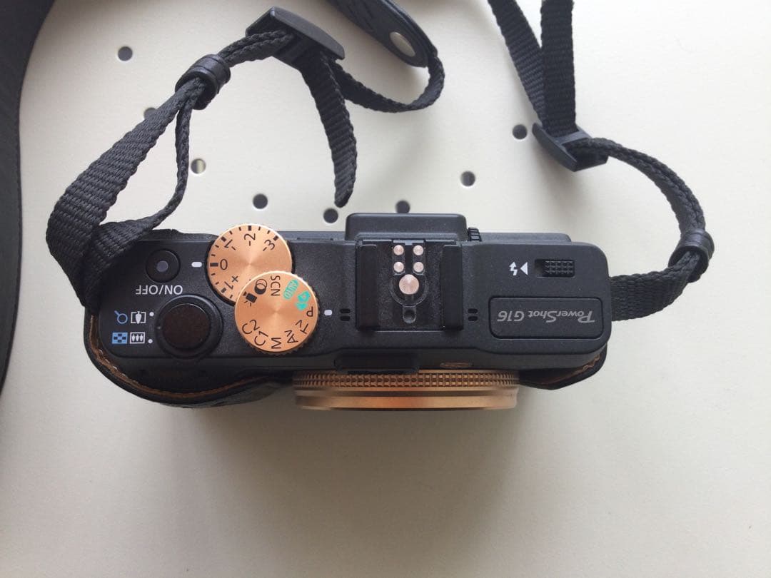 Canon Powershot G16 オンラインショップ限定モデル 珍しいかも