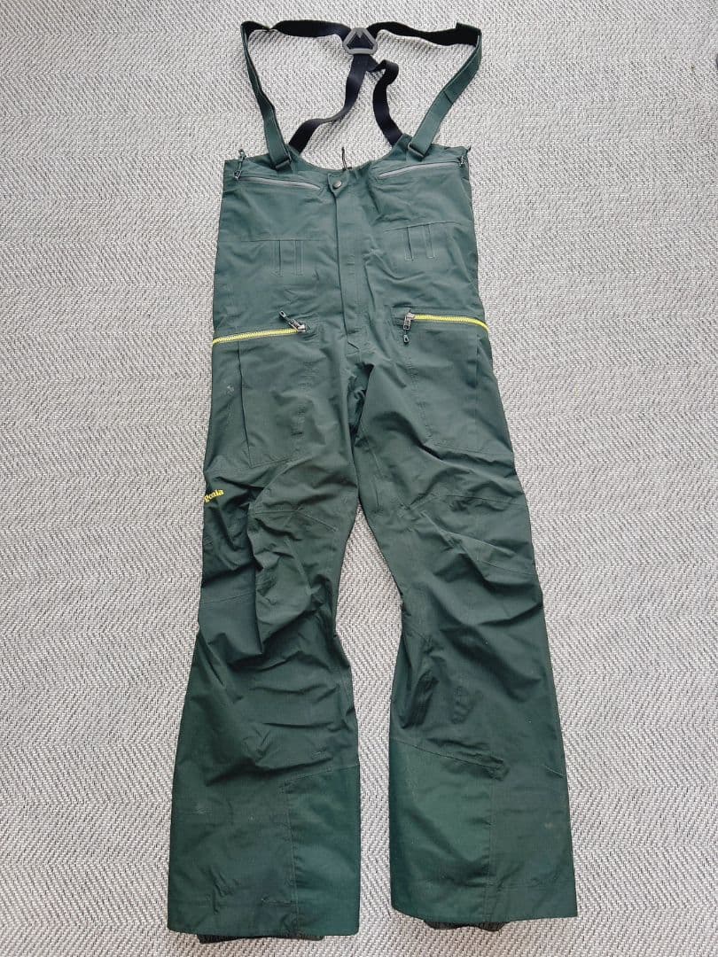 patagonia　パウダーボールジャケット　ビブパンツ上下セット✨ゴアテックス