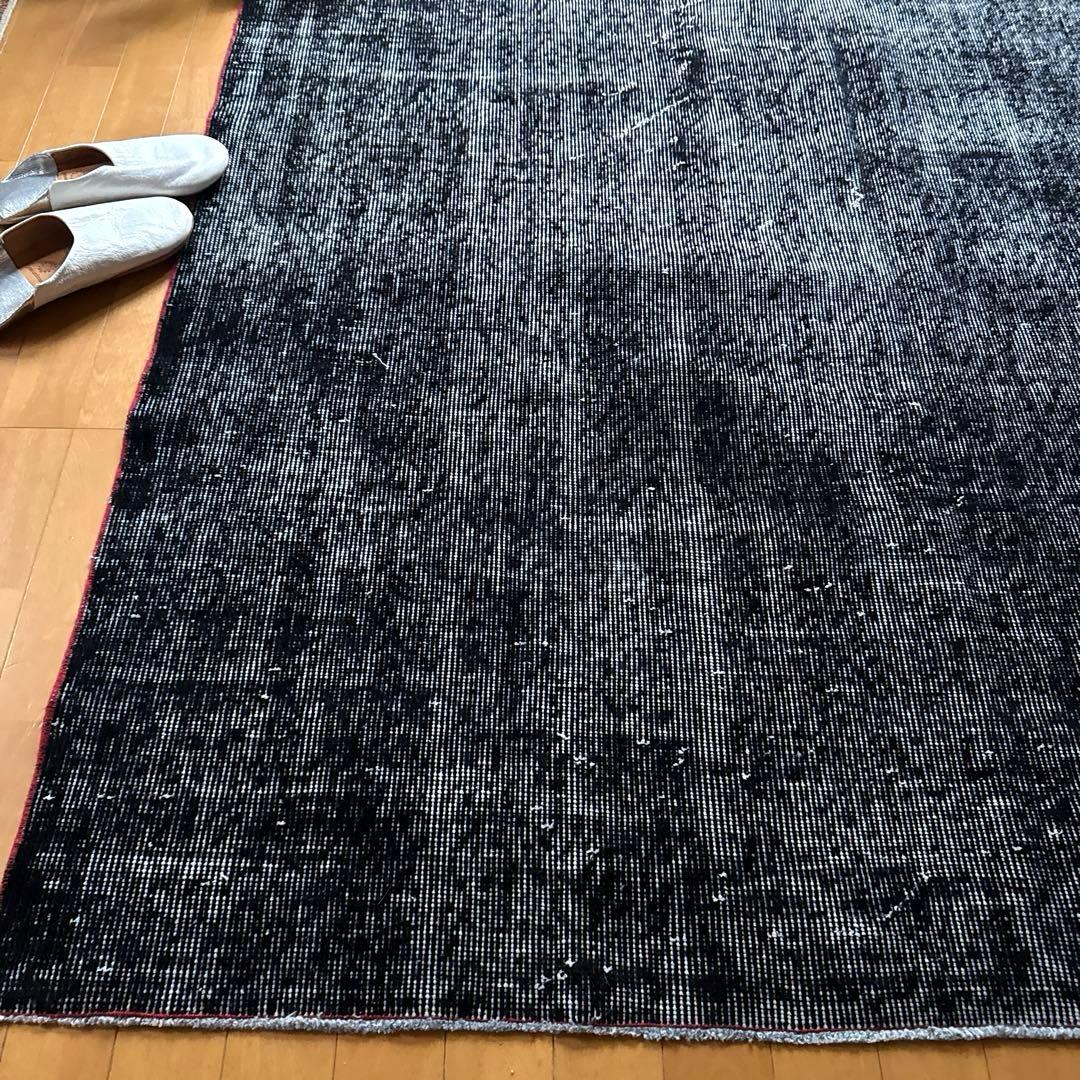 116.5×213.5オーバーダイ　ワンカラー赤ステッチ　トルコヴィンテージラグ