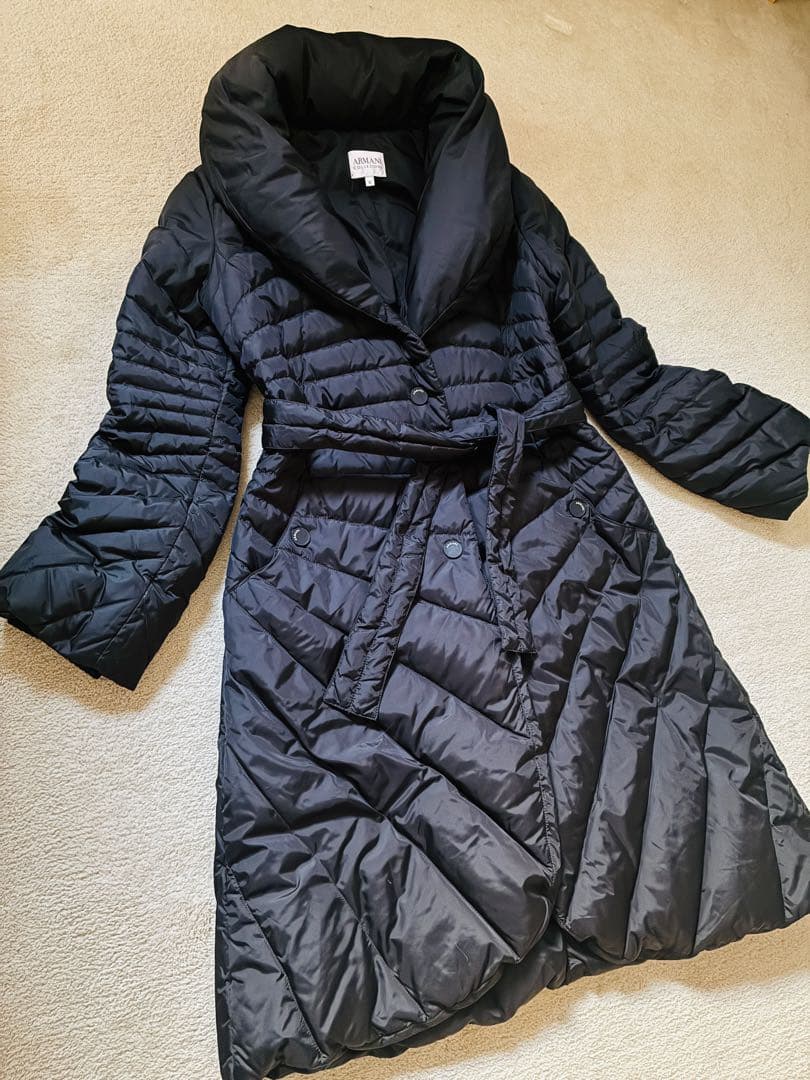 超美品⭐︎アルマーニ ロングダウンジャケット ベルト付き Ａライン 黒 サイズ40