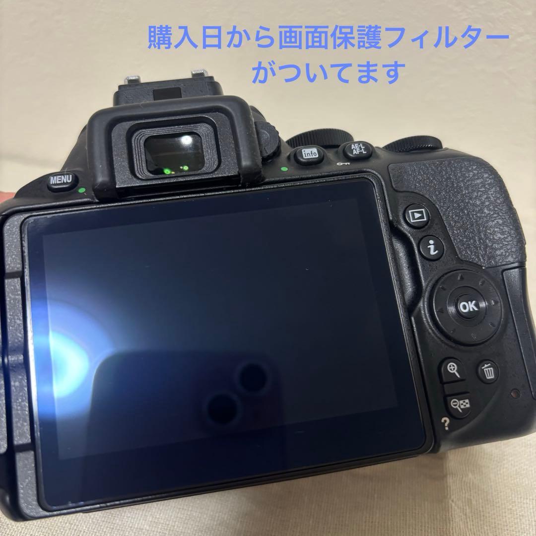 【極美品】使用回数少　Nikon D5600 ダブルズームキット