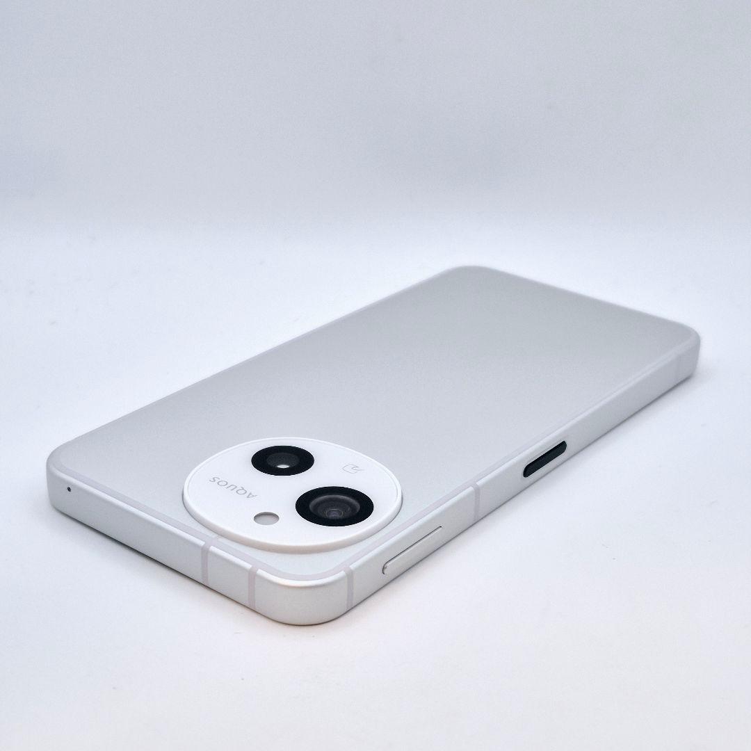 Aquos sense 9 docomo版 SIMフリー 新品同様