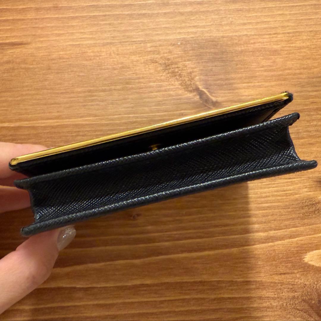 美品　PRADA プラダ　カードケース　名刺入れ　サフィアーノ　黒