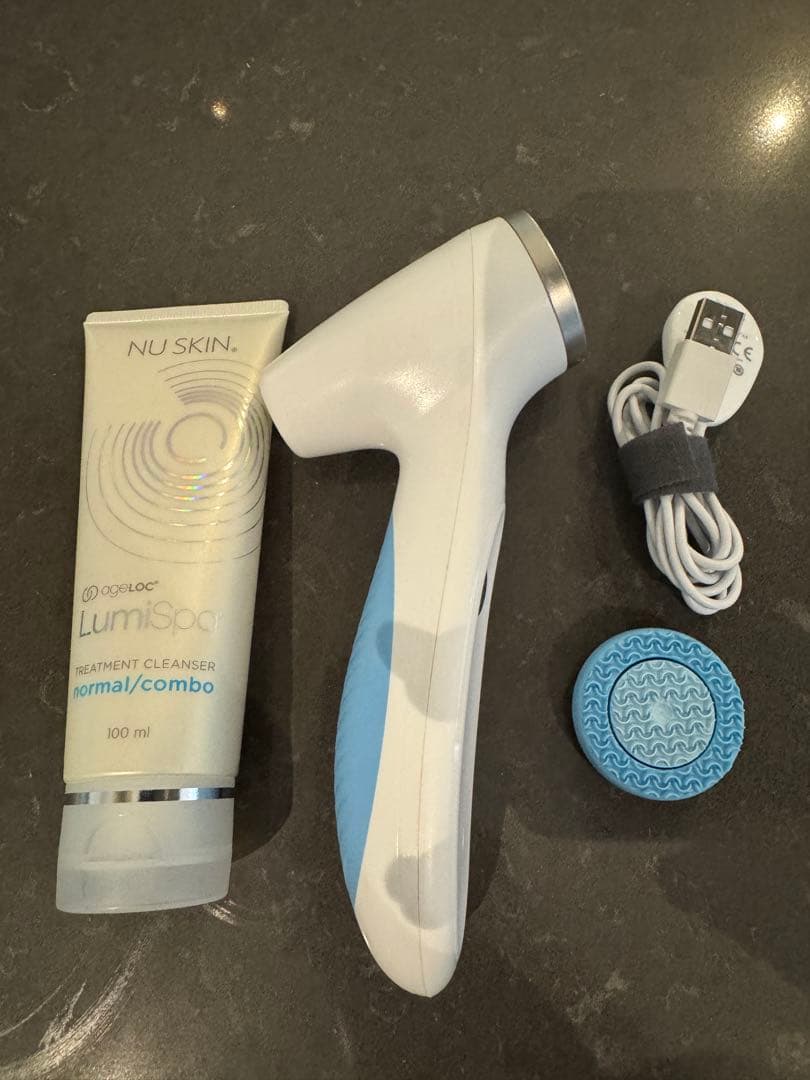 ニュースキン　ルミスパ　ageLOCルミスパiO&クレンザーセット