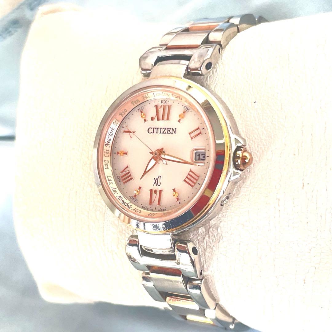 美品❣クロスシーxC H240　ペールピンク文字盤　ハッピーフライト　稼働 2