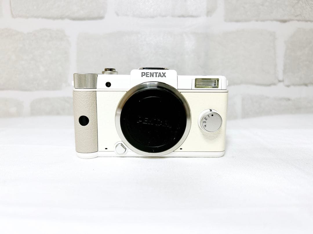 ⭐️奇跡　シャッター数:1回⭐️ PENTAX Q レンズキット 02 ホワイト