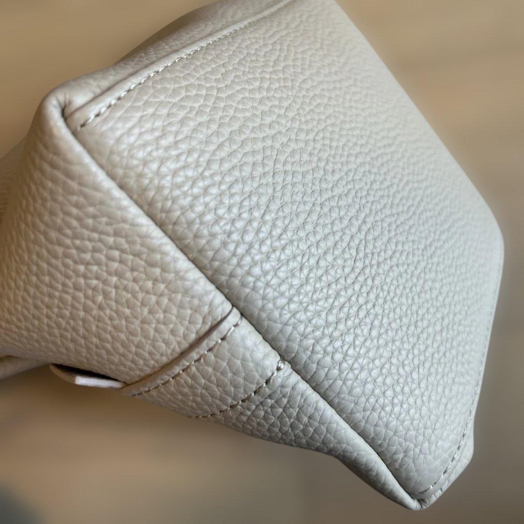 美品　vasic ボンドミニ　ベージュ