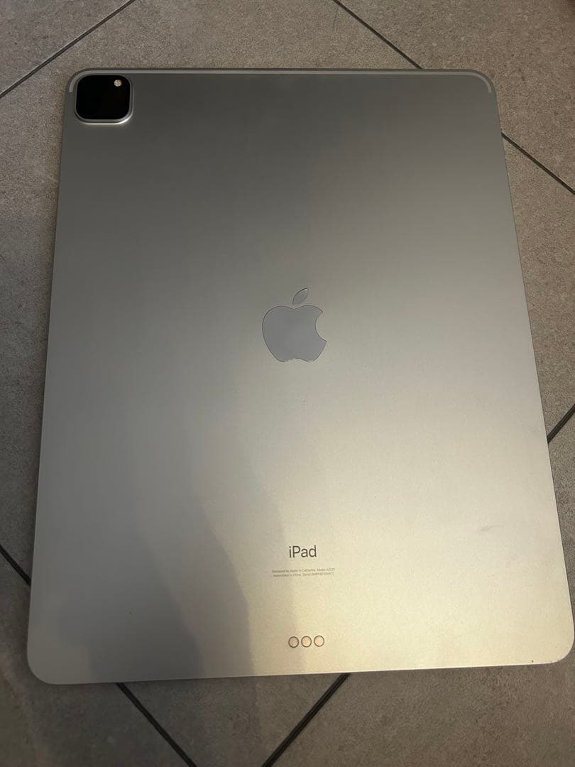 M*U様 iPad pro 4世代 本体 充電器・ケーブル付　256GB