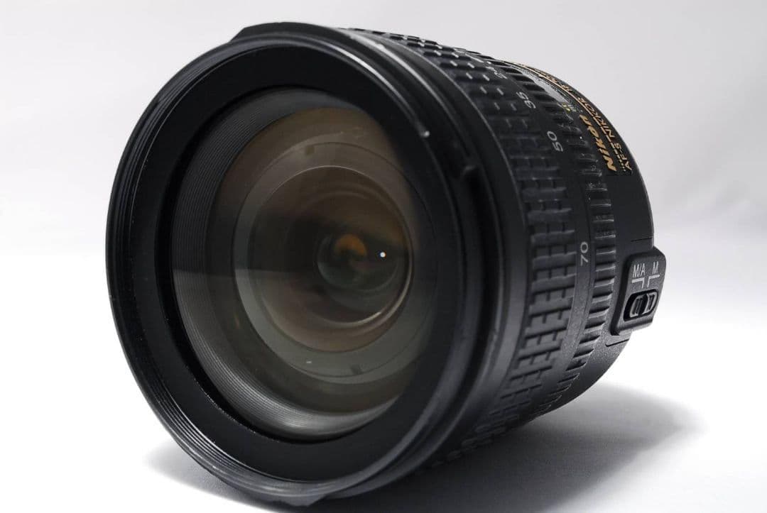 ♥初心者安心セット♥Nikon D5000♥高画質×軽量 AF対応 標準レンズ付