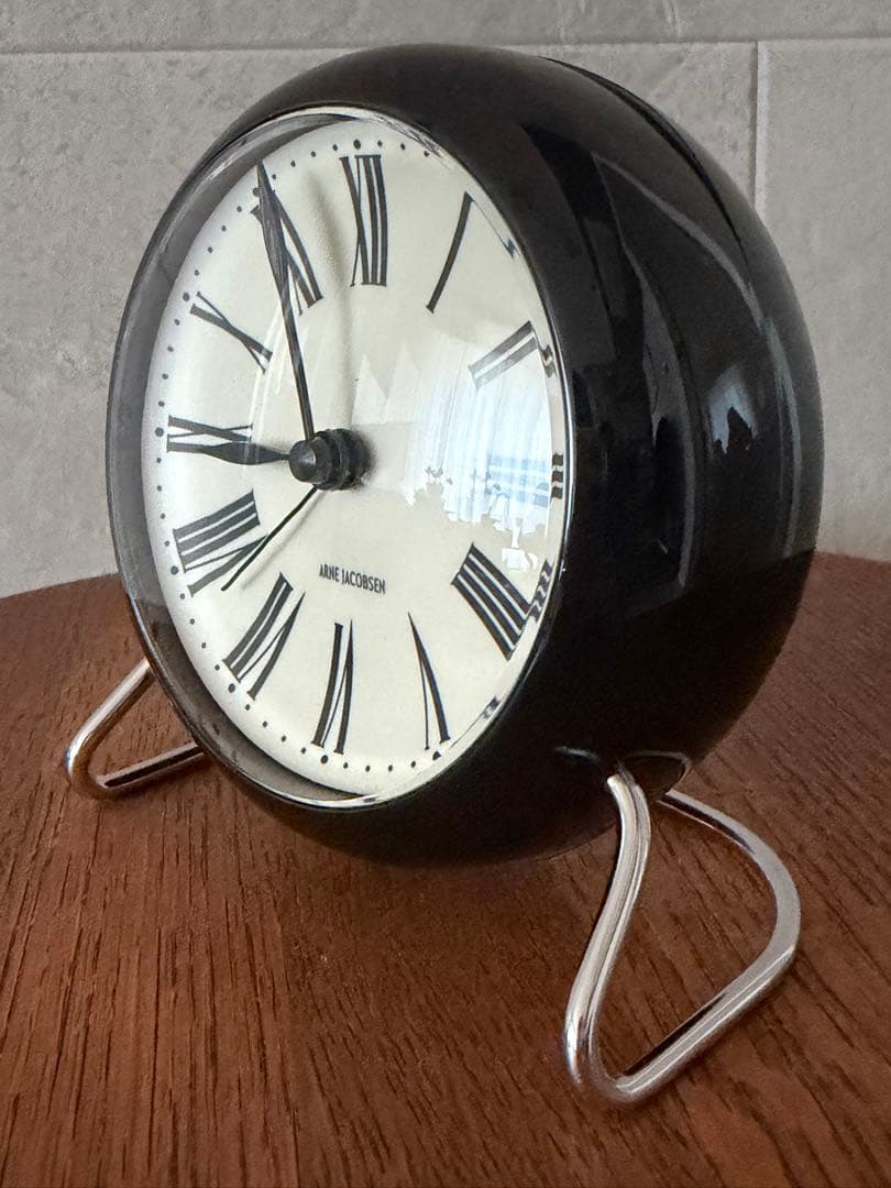 アルネヤコブセン ARNE YACOBSENテーブルクロック 黒