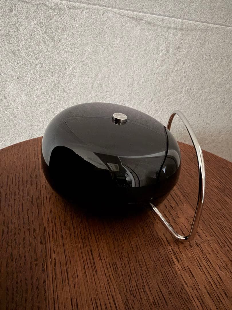 アルネヤコブセン ARNE YACOBSENテーブルクロック 黒