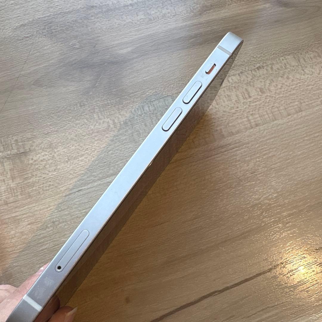 iPhone 12 64gb ホワイト