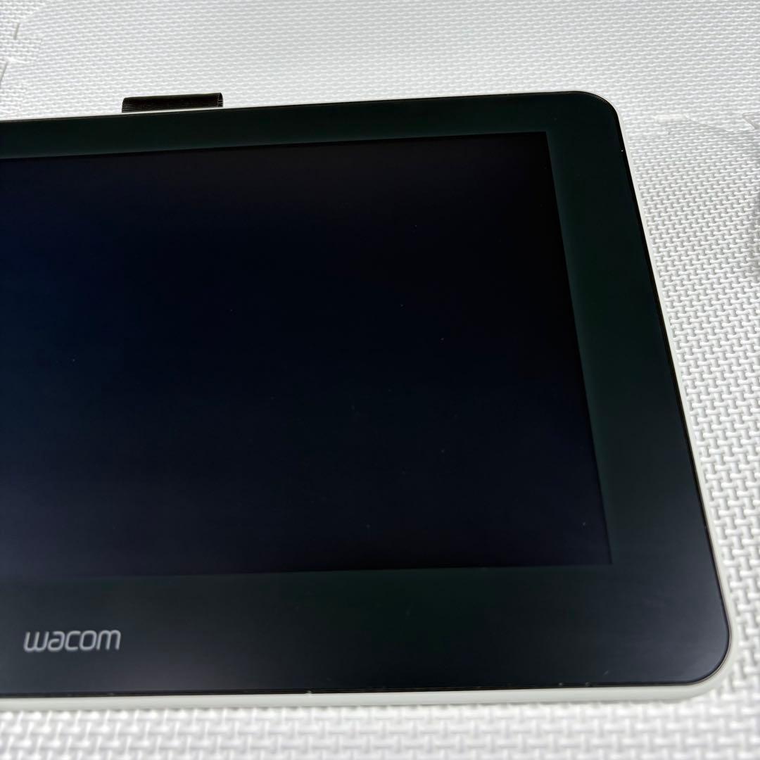 ✨美品✨ WACOM One 液晶ペンタブ DTC133 2023年製