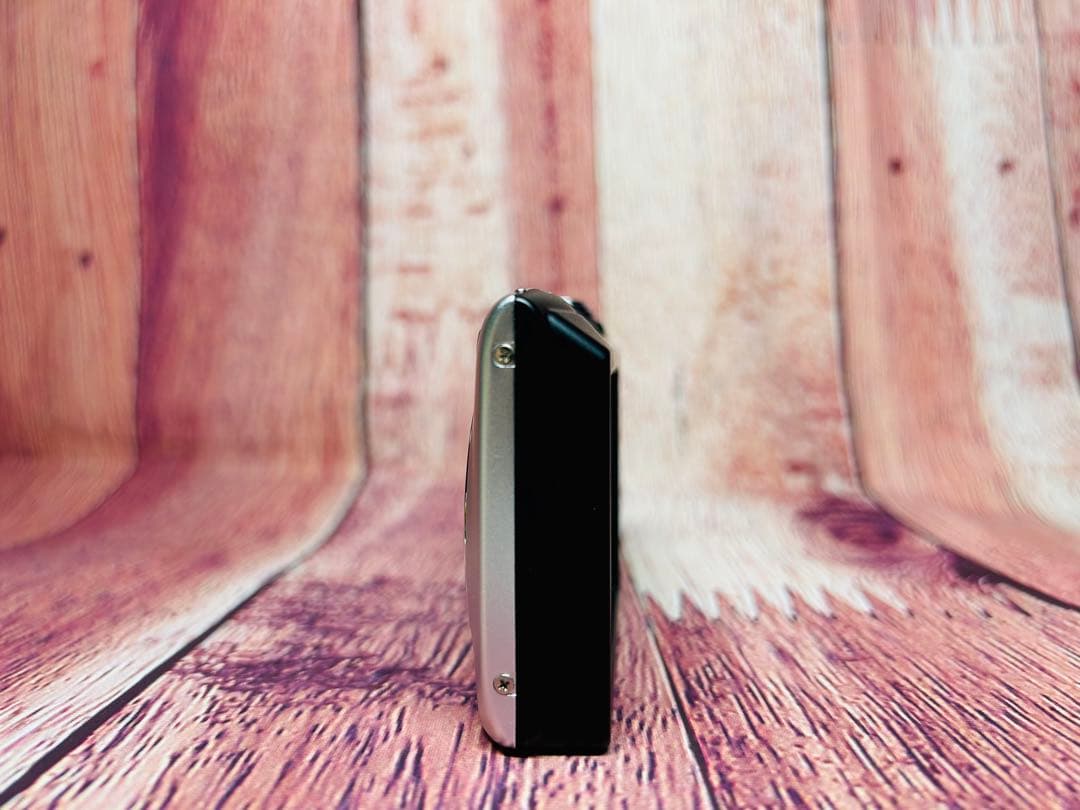 箱付き Nikon ニコン COOLPIX A100 シルバー デジタル