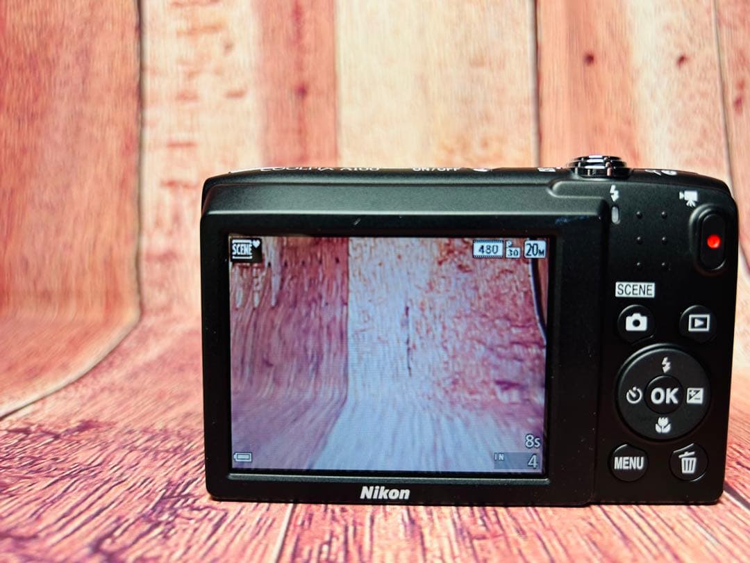 箱付き Nikon ニコン COOLPIX A100 シルバー デジタル