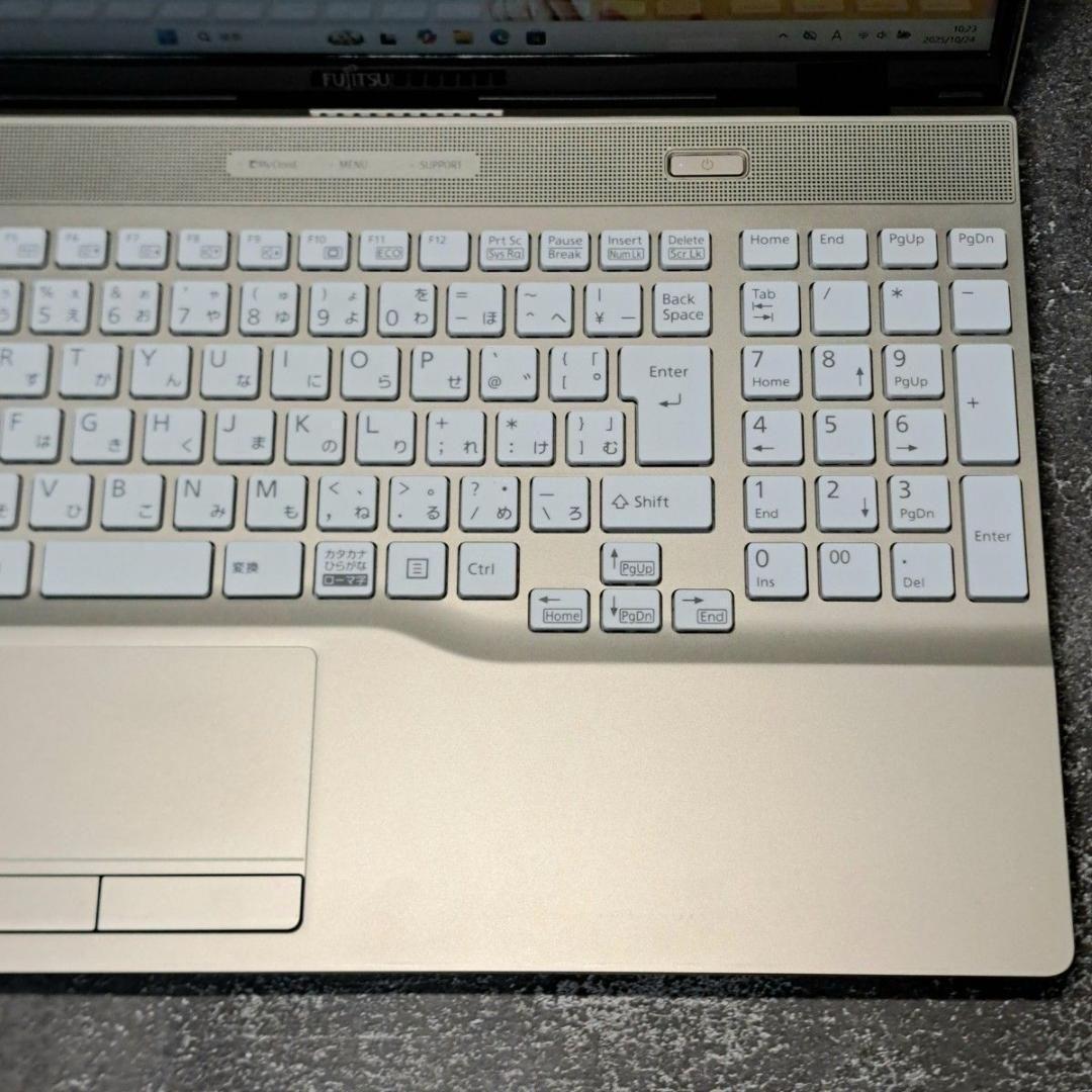 G74 ノートパソコン富士通 第7世代i3/SSD Windows11 FHD