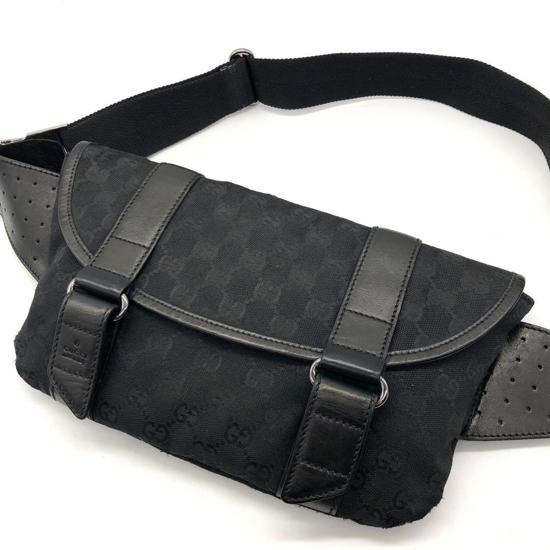 【良品】GUCCI ボディバッグ ウエストバッグ GGキャンバス 肩掛け 黒