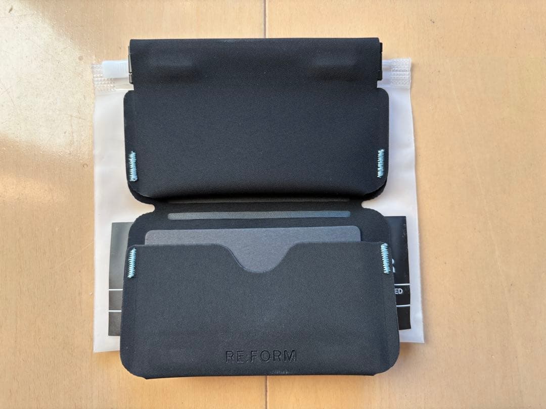 RE:FORM RE01 ミニマリストウォレット