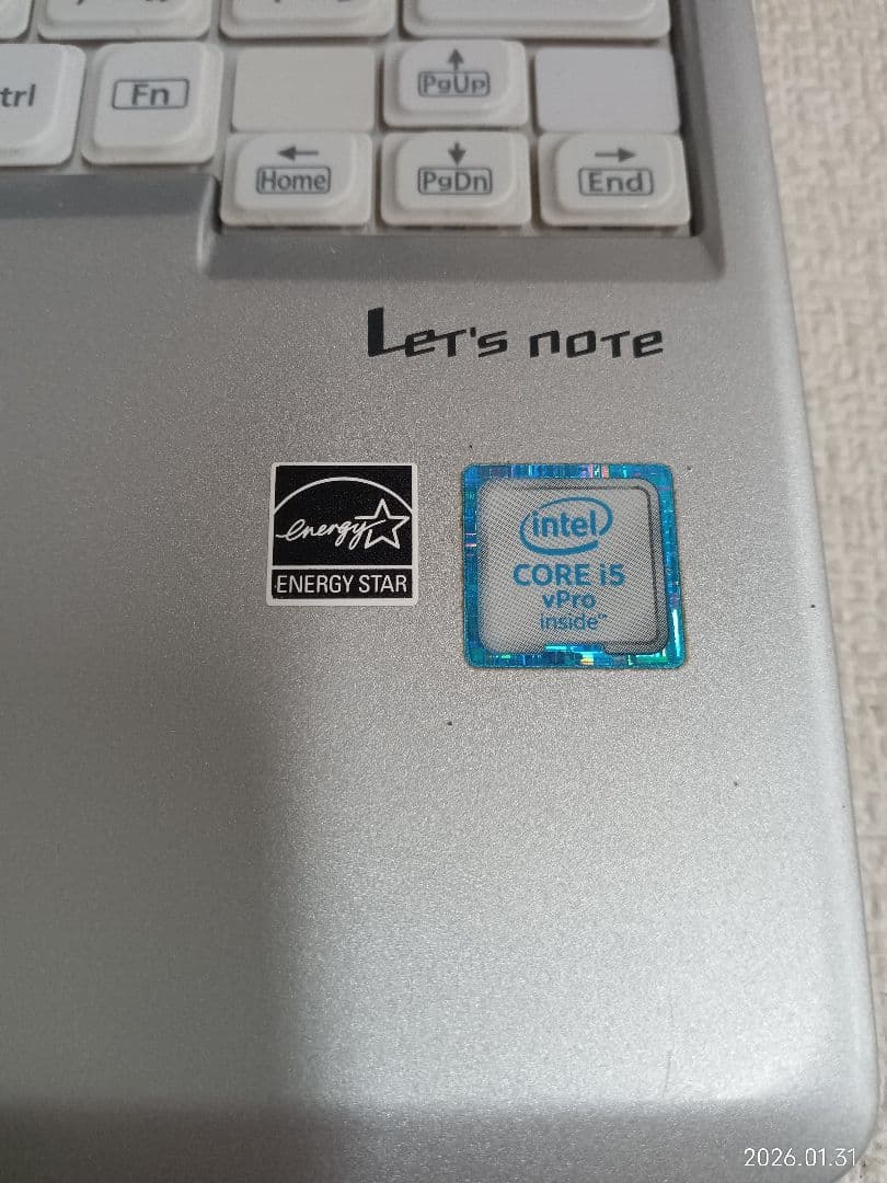 ⊇ Panasonic CF-SZ5 キズ　8GB